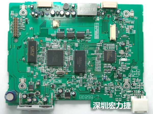 大面積PCB若電子元器件數(shù)量多、重量較重，板材強(qiáng)度不夠時容易產(chǎn)生PCB中央部凹陷問題。